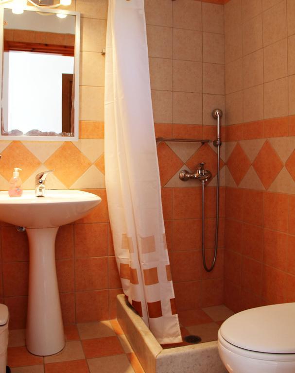 Dimitra Rooms Lefkada City Exterior photo